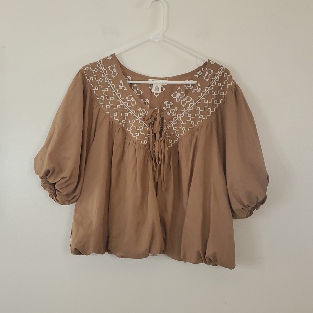 FESTI Bubble Top Size 00 Medium 10 Taupe Embroidered Blouse Top Torrid Tie Chest - Picture 4 of 11